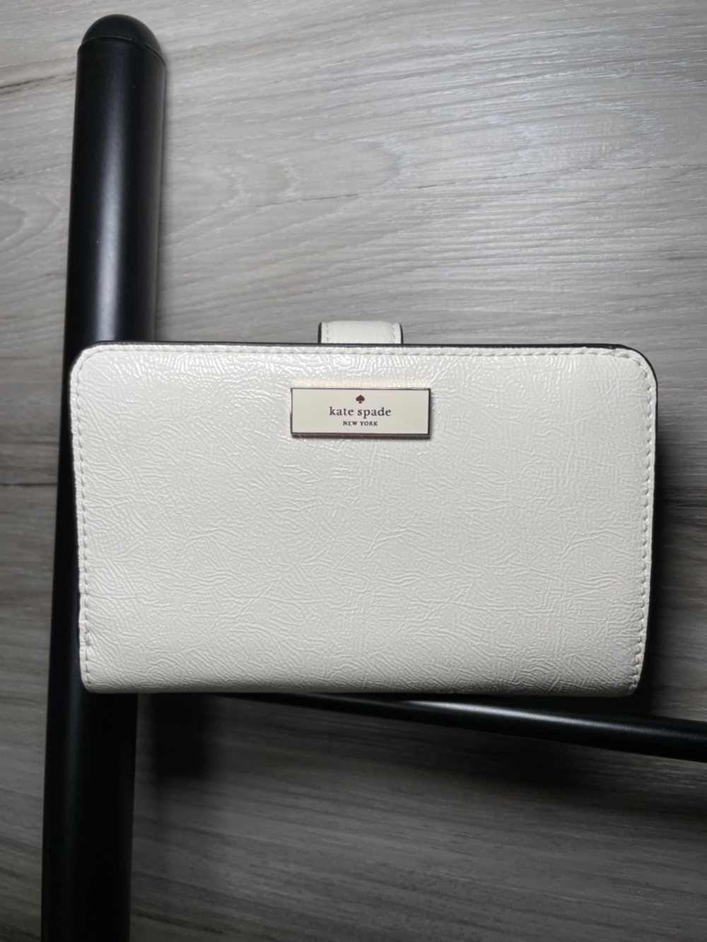 NWT- Women's Kate Spade Crinkle Patent Leather Medium Bifold Wallet, Meringue